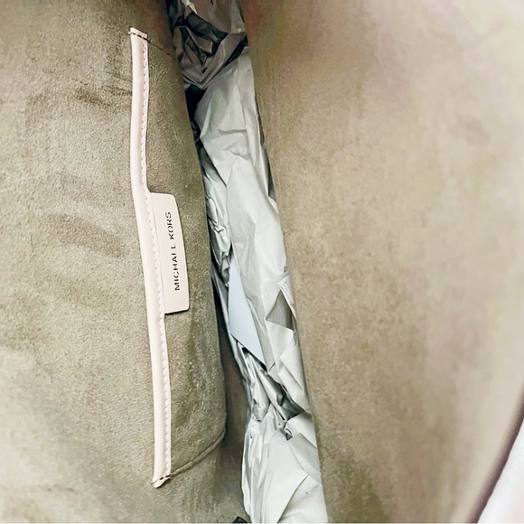 Michael Kors White Bag ✨like new - Picture 5 of 5